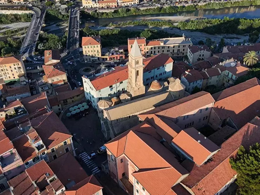 Immagine 15 di Casa trifamiliare in vendita  in Via Giuseppe Garibaldi, 6 a Ventimiglia