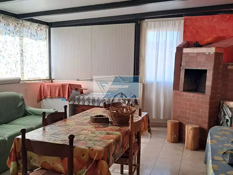 Immagine 25 di Casa trifamiliare in vendita  a Buccheri