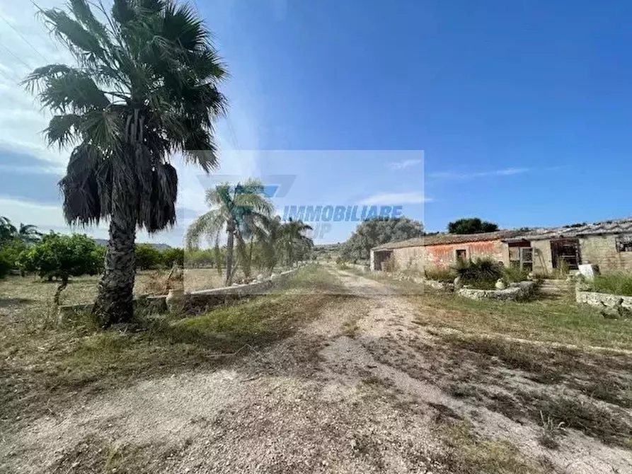 Immagine 14 di Terreno in vendita  in Strada Carancino a Siracusa