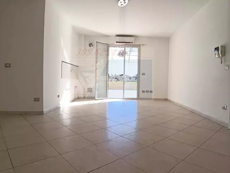 Immagine 2 di Casa trifamiliare in vendita  in Via Pitagora a Floridia