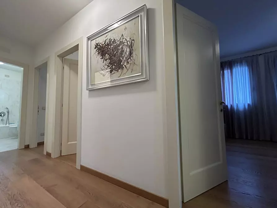 Immagine 37 di Casa trifamiliare in vendita  a Conegliano