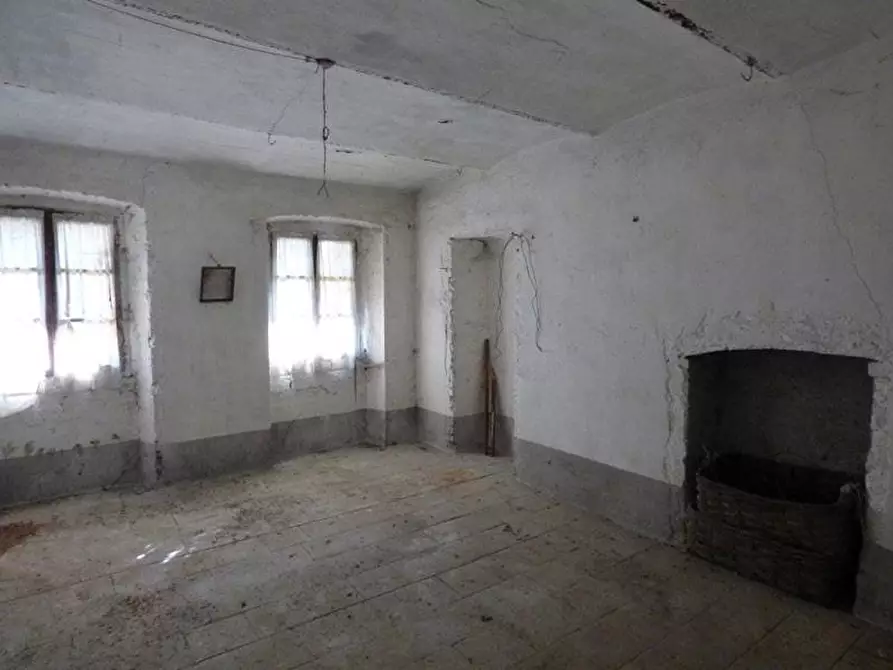 Immagine 25 di Terreno edificabile in vendita  a Dogliani