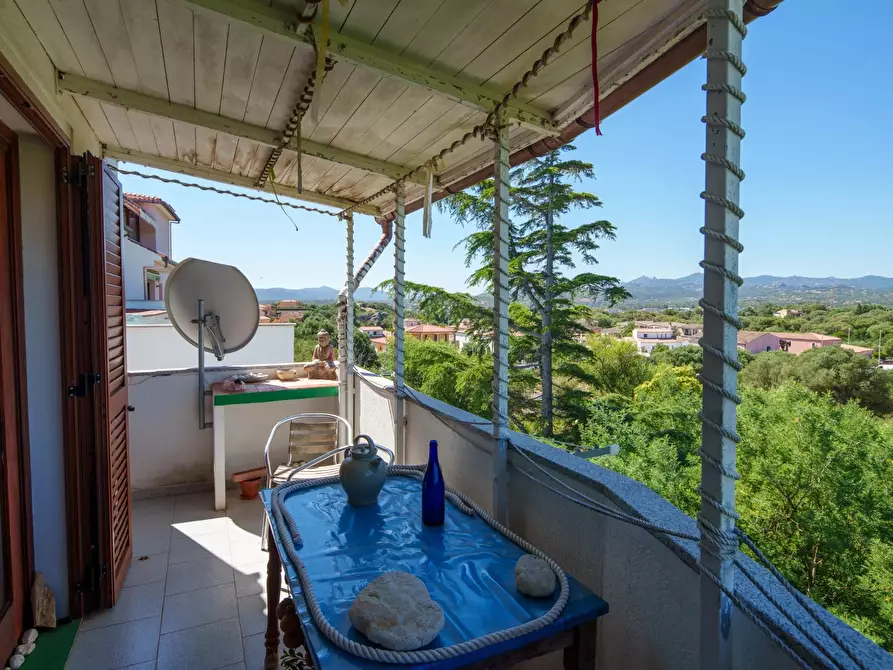 Immagine 33 di Casa trifamiliare in vendita  in Via Brancaleoni Delfina a Arzachena