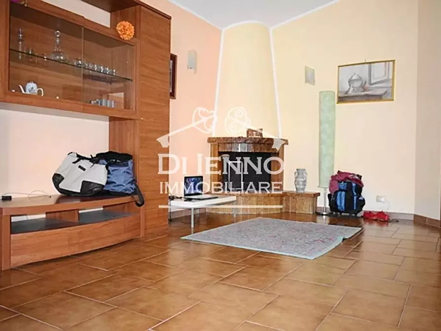 Immagine 9 di Casa trifamiliare in vendita  a Rignano Flaminio