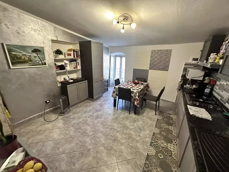 Immagine 7 di Casa trifamiliare in vendita  a Vallecrosia