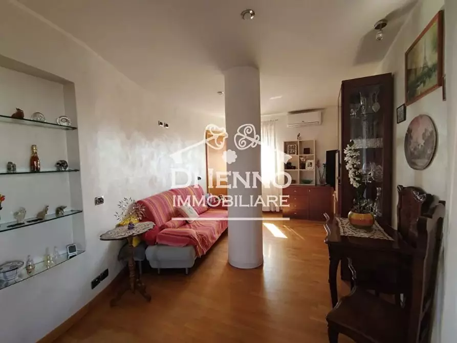 Immagine 7 di Casa trifamiliare in vendita  in Via Mongardino a Roma