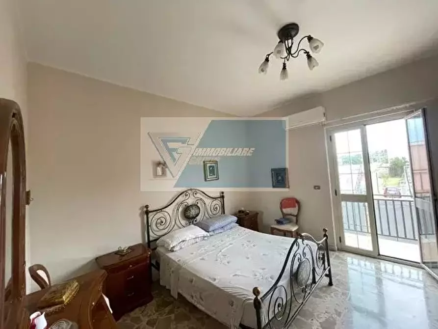 Immagine 34 di Casa trifamiliare in vendita  in Via Brancati a Buccheri