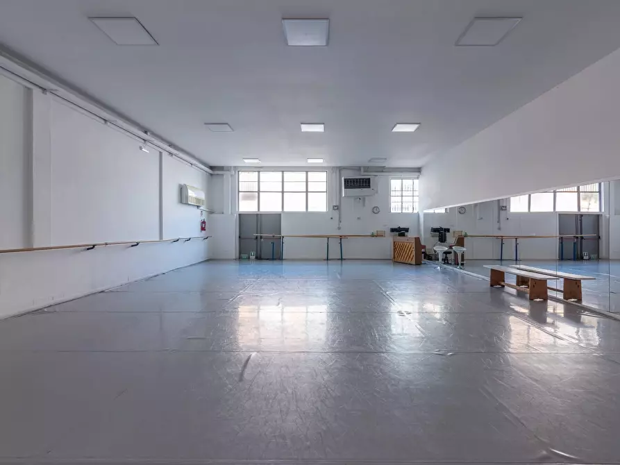 Immagine 27 di Casa bifamiliare in vendita  in Via Privata Luigi Cirenei a Milano