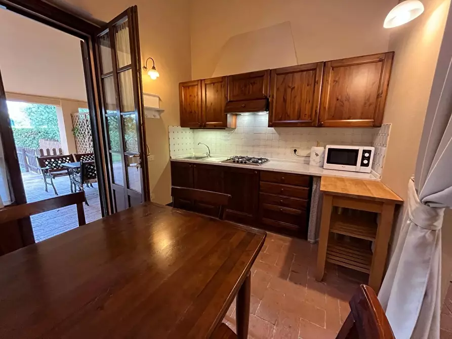 Immagine 11 di Casa trifamiliare in vendita  in Via Aurelia Sud, 55 a San Vincenzo