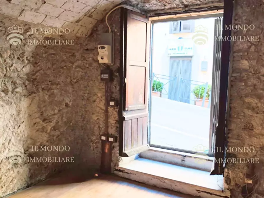 Immagine 9 di Attico in vendita  in Via Roma, snc. a Palombara Sabina