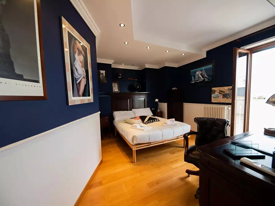 Immagine 6 di Casa trifamiliare in vendita  in Vico XX Vittorio Emanuele.19 a Bari