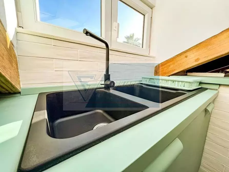 Immagine 9 di Villa in vendita  in Via Lentini, 53 a Siracusa