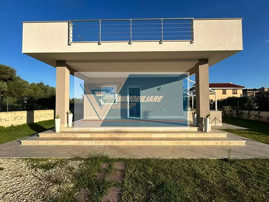 Immagine 1 di Casa trifamiliare in vendita  in Via Pantelleria, 8 Arenella a Siracusa