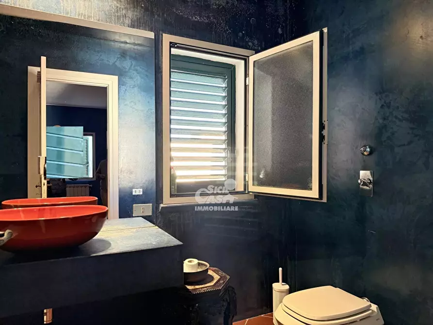 Immagine 35 di Casa trifamiliare in affitto  a Marsala