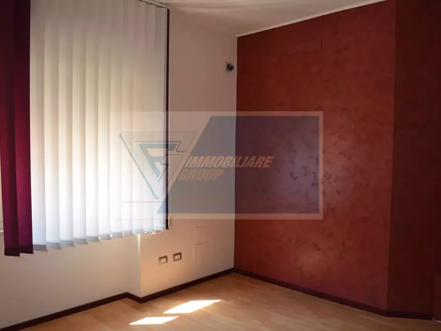 Immagine 12 di Casa trifamiliare in affitto  in Viale Santa Panagia a Siracusa