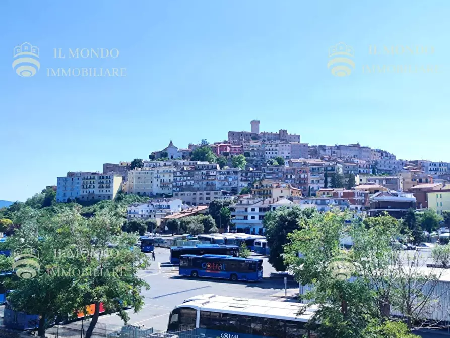 Immagine 1 di Casa trifamiliare in vendita  in Via Pietro Nenni, snc. a Palombara Sabina