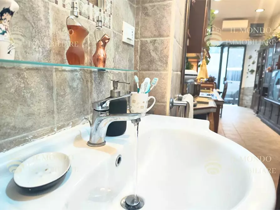 Immagine 62 di Casa trifamiliare in vendita  in Viale Luigi Greco Cretone a Palombara Sabina