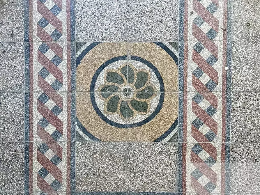 Immagine 12 di Casa trifamiliare in vendita  in Via Vittorio Veneto, 19 a Sale