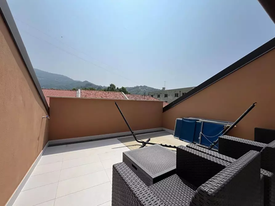 Immagine 25 di Casa trifamiliare in vendita  in Via Parma a Chiavari