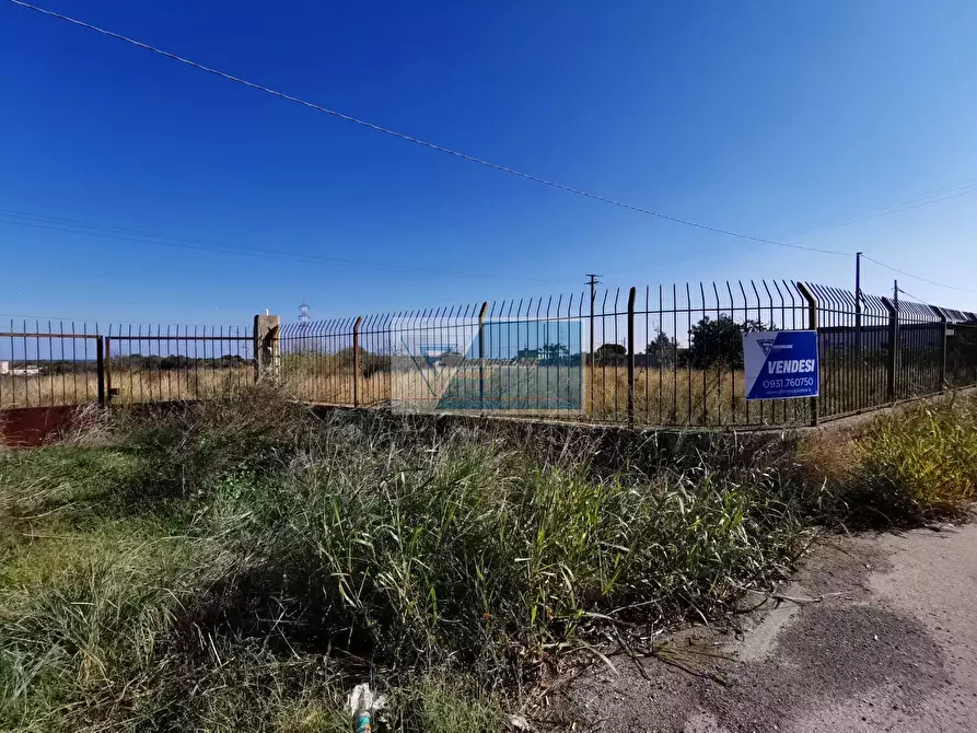 Immagine 11 di Terreno in vendita  in Strada Statale 114 Orientale Sicula a Priolo Gargallo