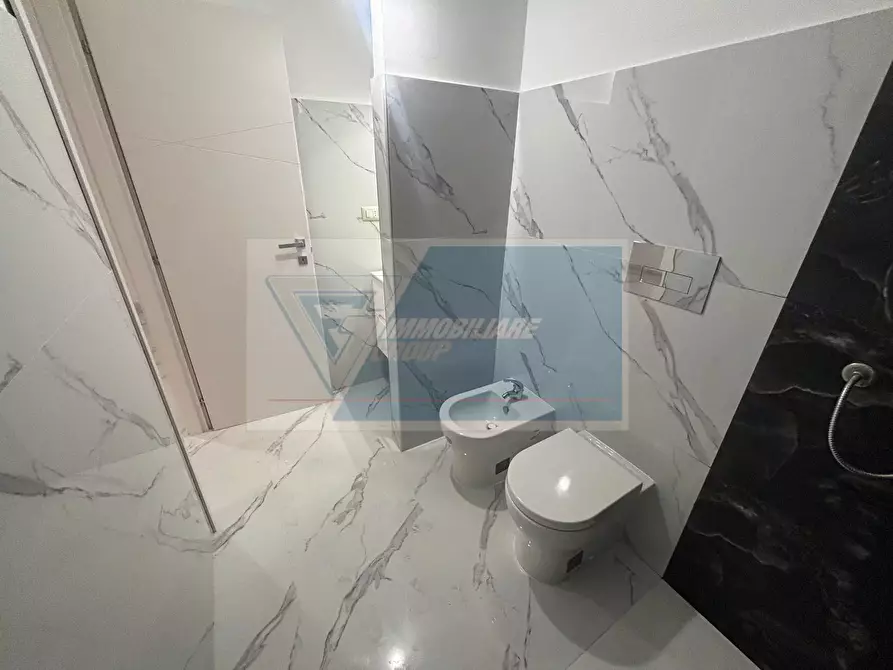 Immagine 18 di Casa trifamiliare in vendita  in Corso Umberto I, 49 a Siracusa