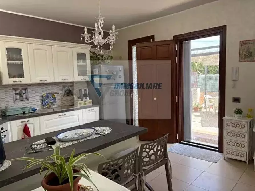 Immagine 20 di Casa trifamiliare in vendita  in Via Brancati a Buccheri