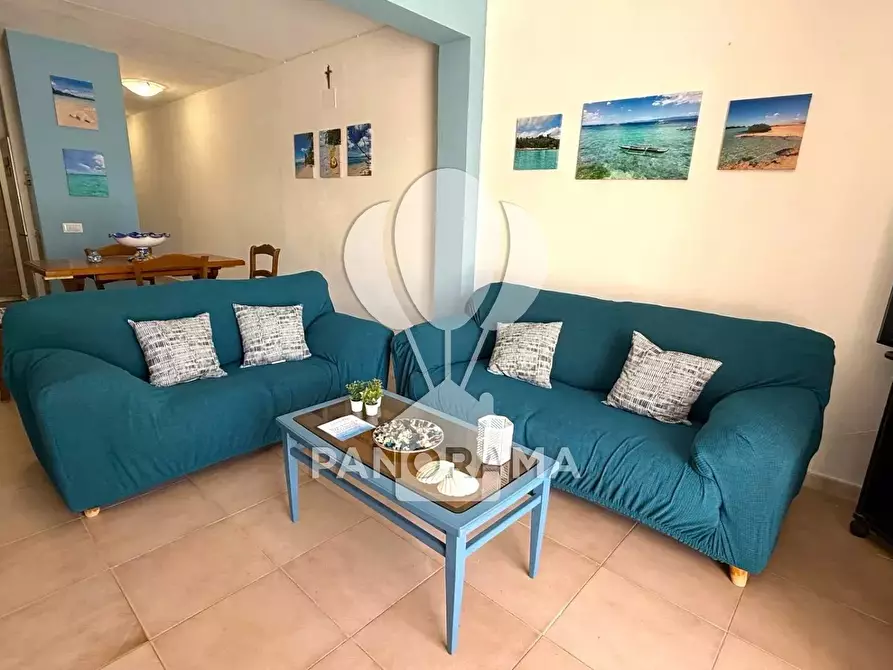 Immagine 4 di Casa trifamiliare in vendita  in Viale di Calatubo a Alcamo