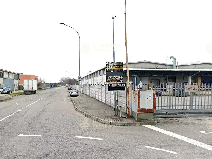 Immagine 2 di Terreno in vendita  in Via Morandi, snc a Melegnano