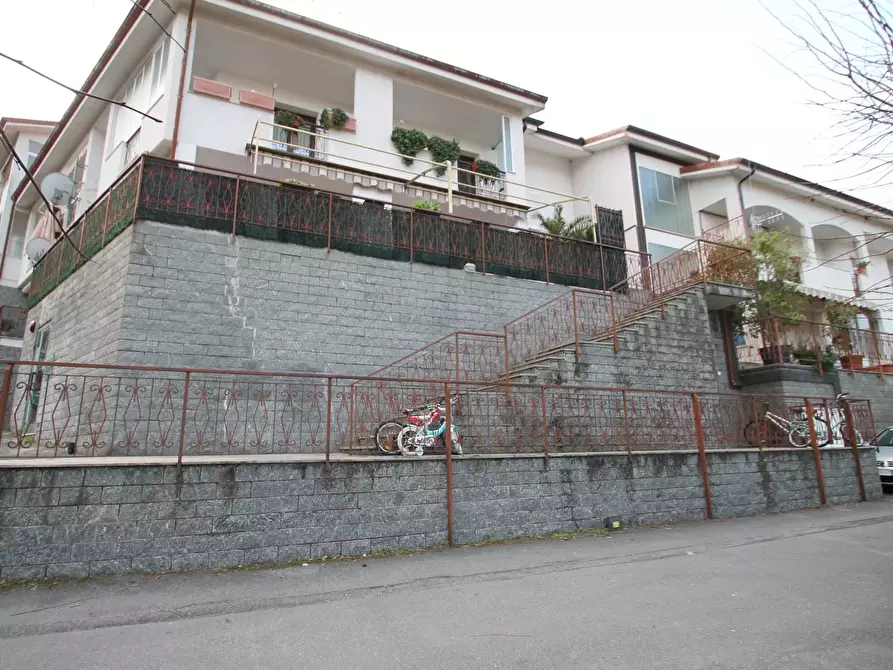 Immagine 32 di Casa trifamiliare in vendita  in Largo Sgorini, 7 a Toirano