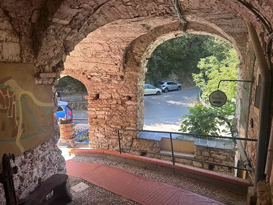 Immagine 3 di Casa trifamiliare in vendita  in Frazione Verrandi, 4 a Ventimiglia