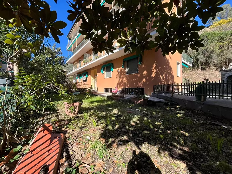 Immagine 2 di Casa trifamiliare in vendita  in Via Antica Romana Occidentale a Sestri Levante