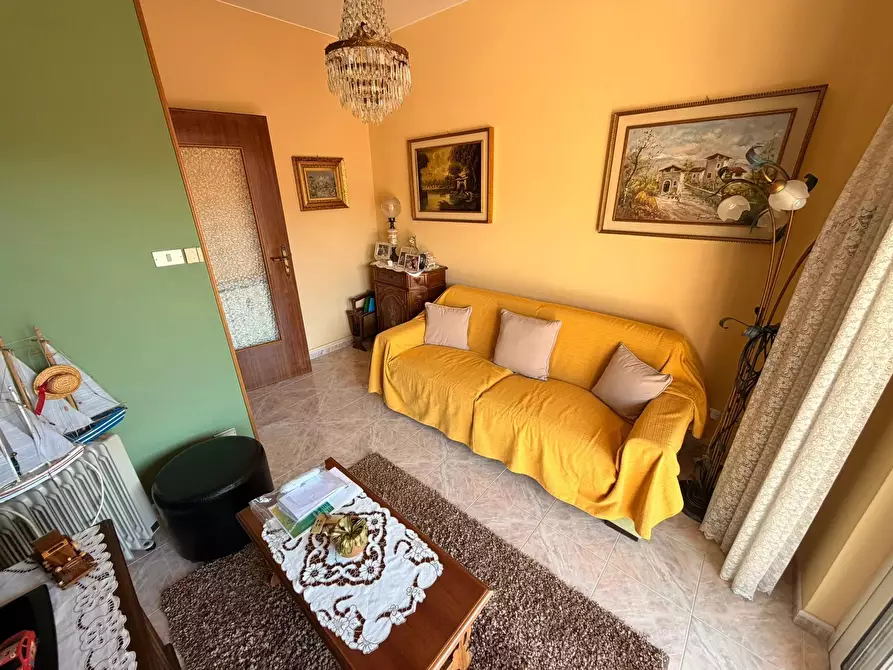 Immagine 4 di Casa trifamiliare in vendita  in Via Cavour, 7 a Ventimiglia