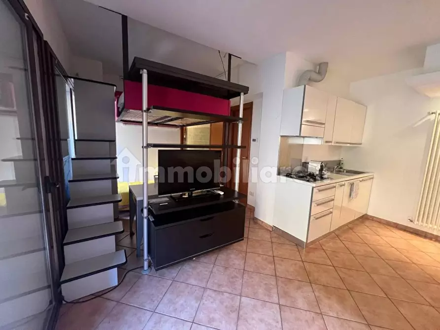 Immagine 1 di Casa trifamiliare in affitto  in Via Paolo Lomazzo, 10 a Milano