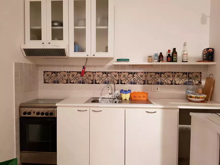 Immagine 12 di Casa trifamiliare in affitto  a Marsala