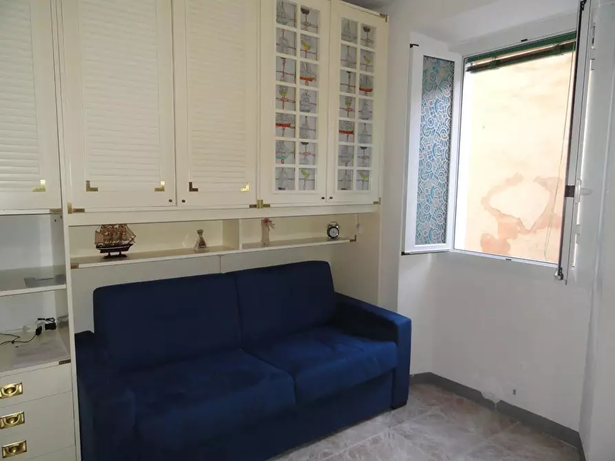 Immagine 5 di Casa trifamiliare in vendita  in Vico Sottorocchetta 8 a Ventimiglia