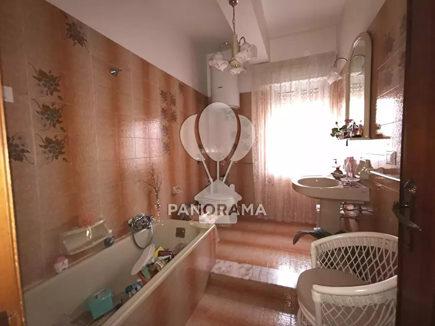 Immagine 24 di Casa trifamiliare in vendita  in Via Benvenuto Cellini, 9 a Partinico