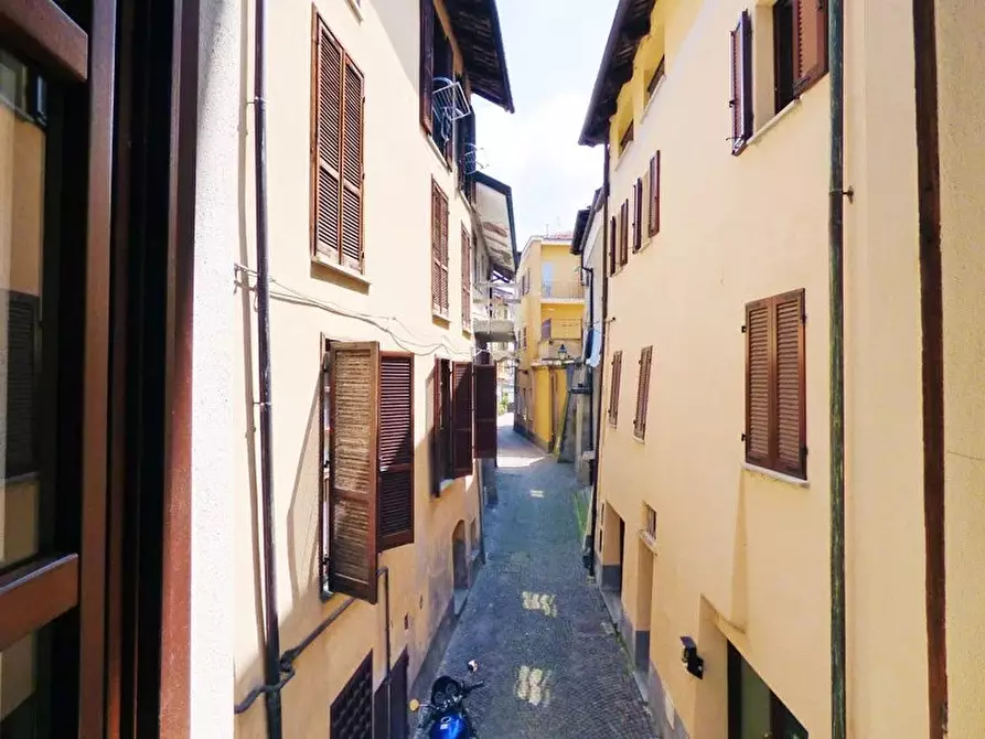 Immagine 19 di Casa trifamiliare in vendita  a Dogliani