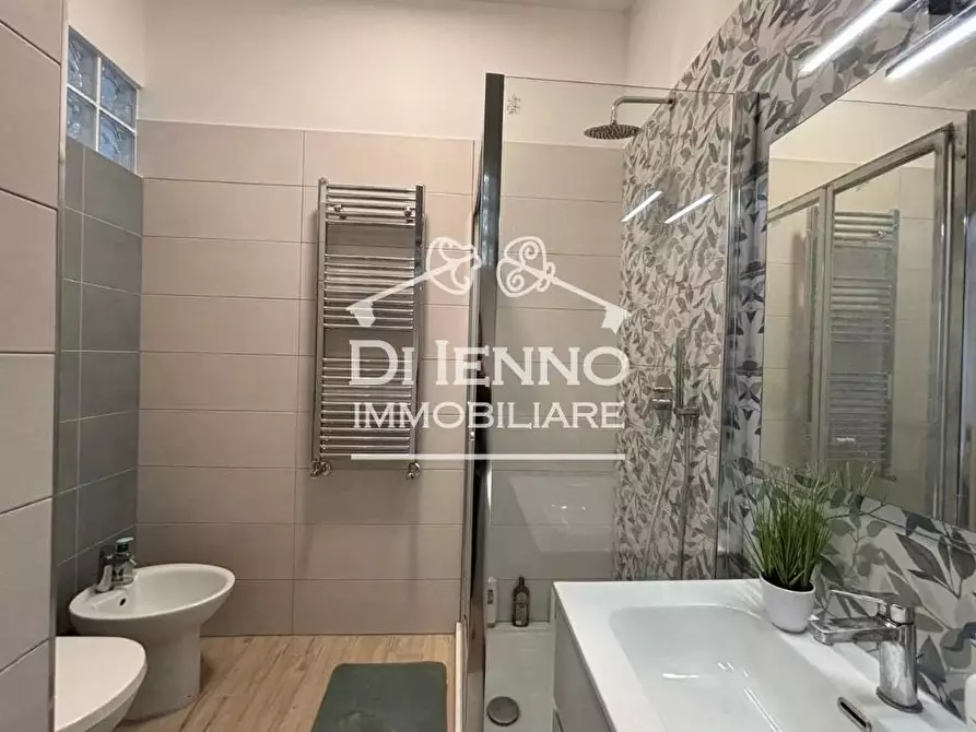 Immagine 28 di Casa trifamiliare in vendita  in Via del Trullo a Roma