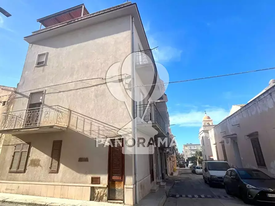 Immagine 4 di Casa trifamiliare in vendita  in Via Monte Grappa 97 a Balestrate