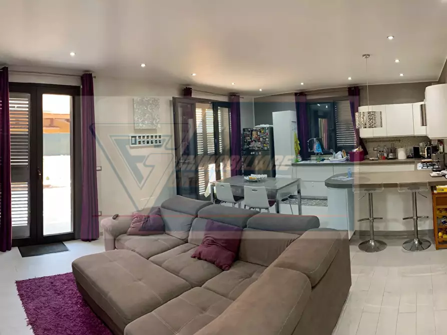 Immagine 8 di Casa trifamiliare in vendita  in Via Pasquale Salibra a Siracusa