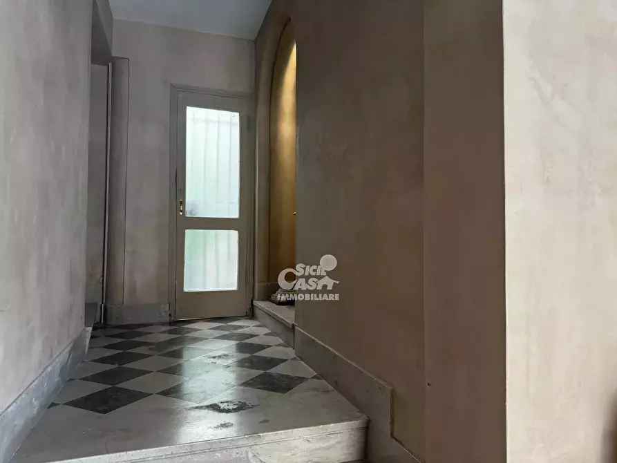 Immagine 30 di Casa trifamiliare in affitto  a Marsala