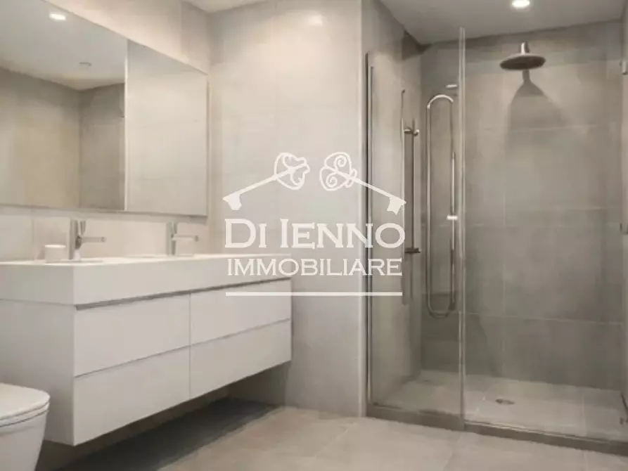 Immagine 3 di Casa trifamiliare in vendita  in Via Amsterdam a Roma