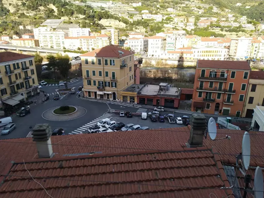 Immagine 1 di Casa trifamiliare in vendita  in Via Falerina, 29 a Ventimiglia