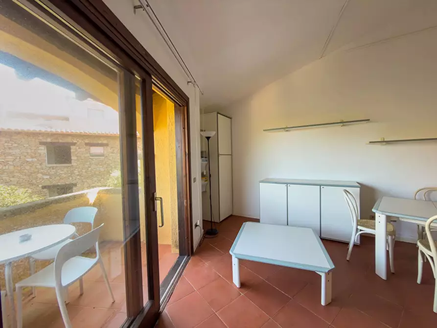 Immagine 27 di Casa trifamiliare in vendita  in Via della Bilancia, 8 a Olbia