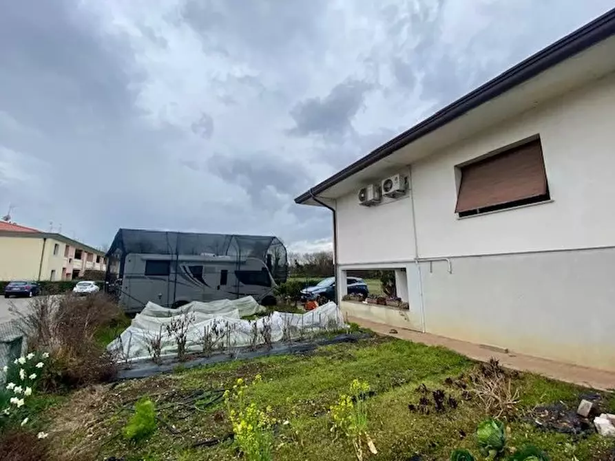 Immagine 3 di Terreno edificabile in vendita  a Gaiarine