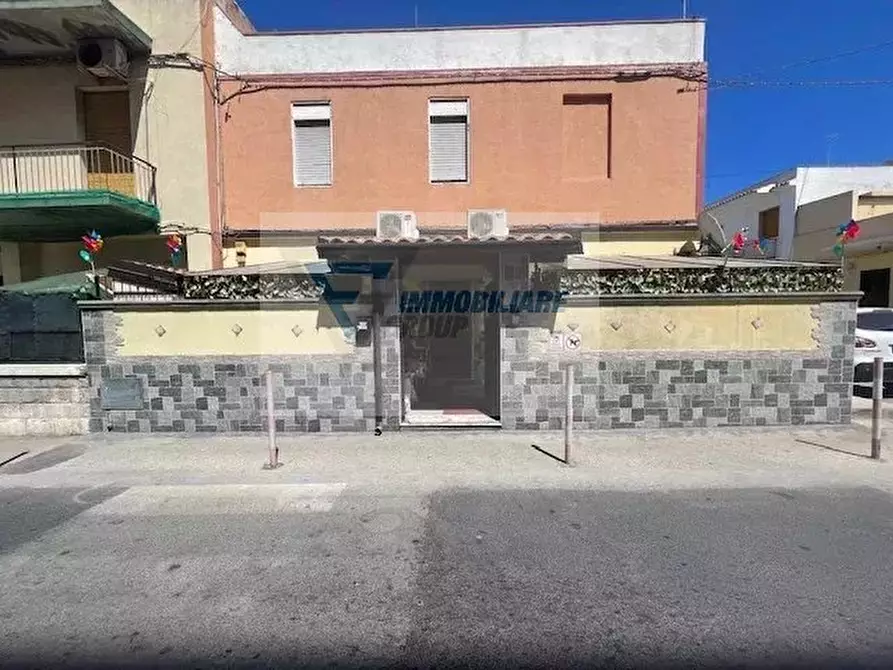 Immagine 4 di Casa trifamiliare in vendita  in Via dei Servi di Maria a Siracusa