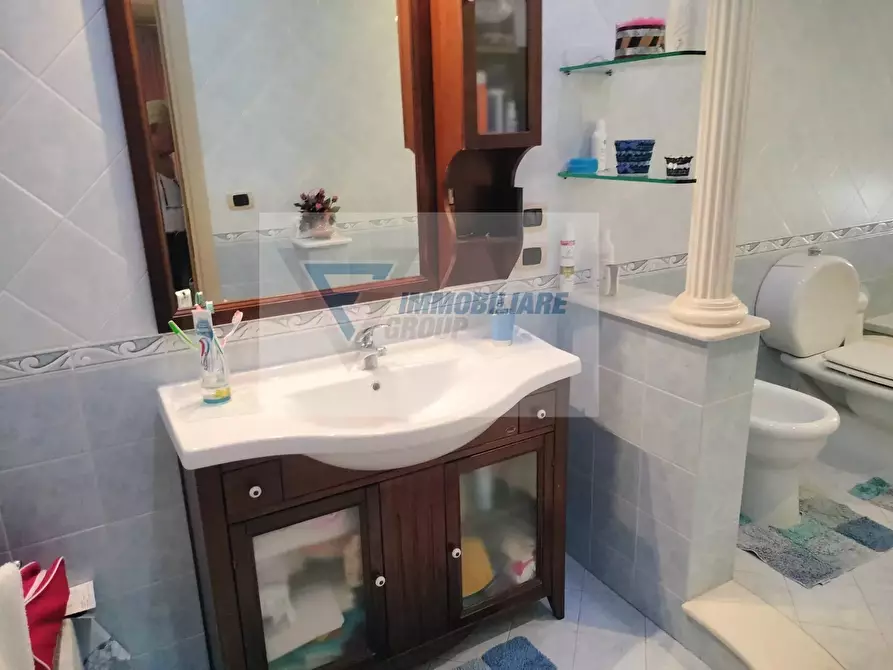 Immagine 10 di Casa trifamiliare in vendita  in Via Lentini a Siracusa