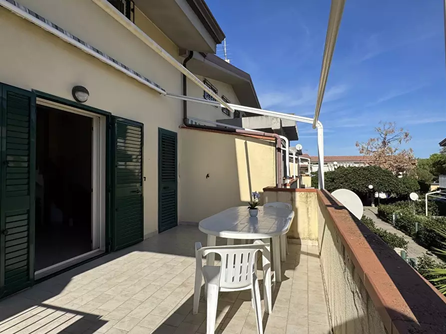 Immagine 1 di Casa trifamiliare in vendita  in Via Salina, 54 a Villapiana