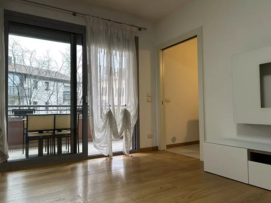 Immagine 5 di Casa trifamiliare in vendita  a Conegliano