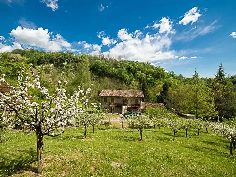 Immagine 25 di Terreno edificabile in vendita  a Refrontolo